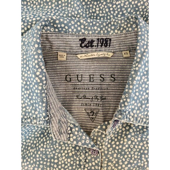Guess 1981 Denim Top Womens XS Blue Polka Dot Shirt 100% Cotton Chambray Long - Picture 8 of 12